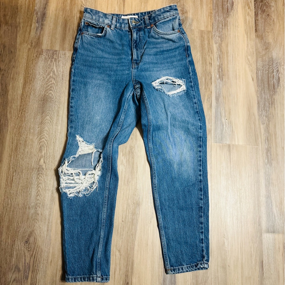 TOPSHOP Women’s Mom Jean waist 28” length 30”